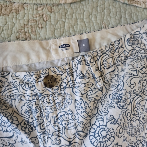 Old Navy White Shorts with Navy Floral Print - Picture 2 of 5